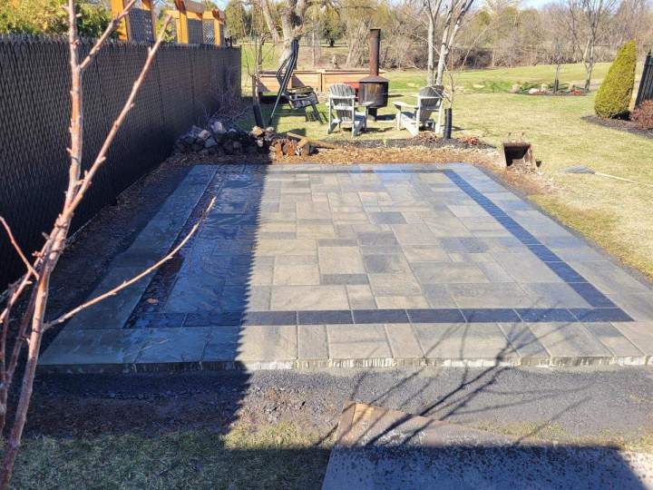 Réparation de pavé uni, La Prairie